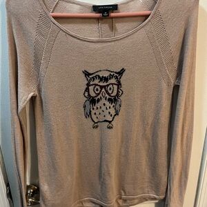 Ann Taylor Light Beige Knit Wise Owl Accent long sleeve Sweater Size Medium
